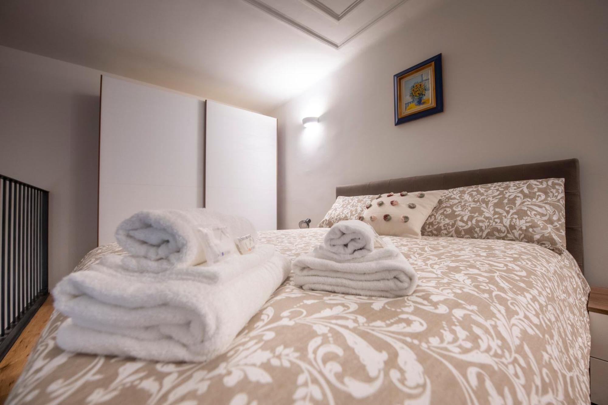 258 - The Loft In Largo Zecca - Luxury Nel Cuore Di Genova מראה חיצוני תמונה